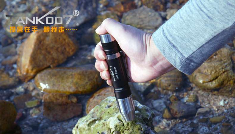 新手收藏家必用珠寶玉石鑒定工具——TANK007照玉手電筒！